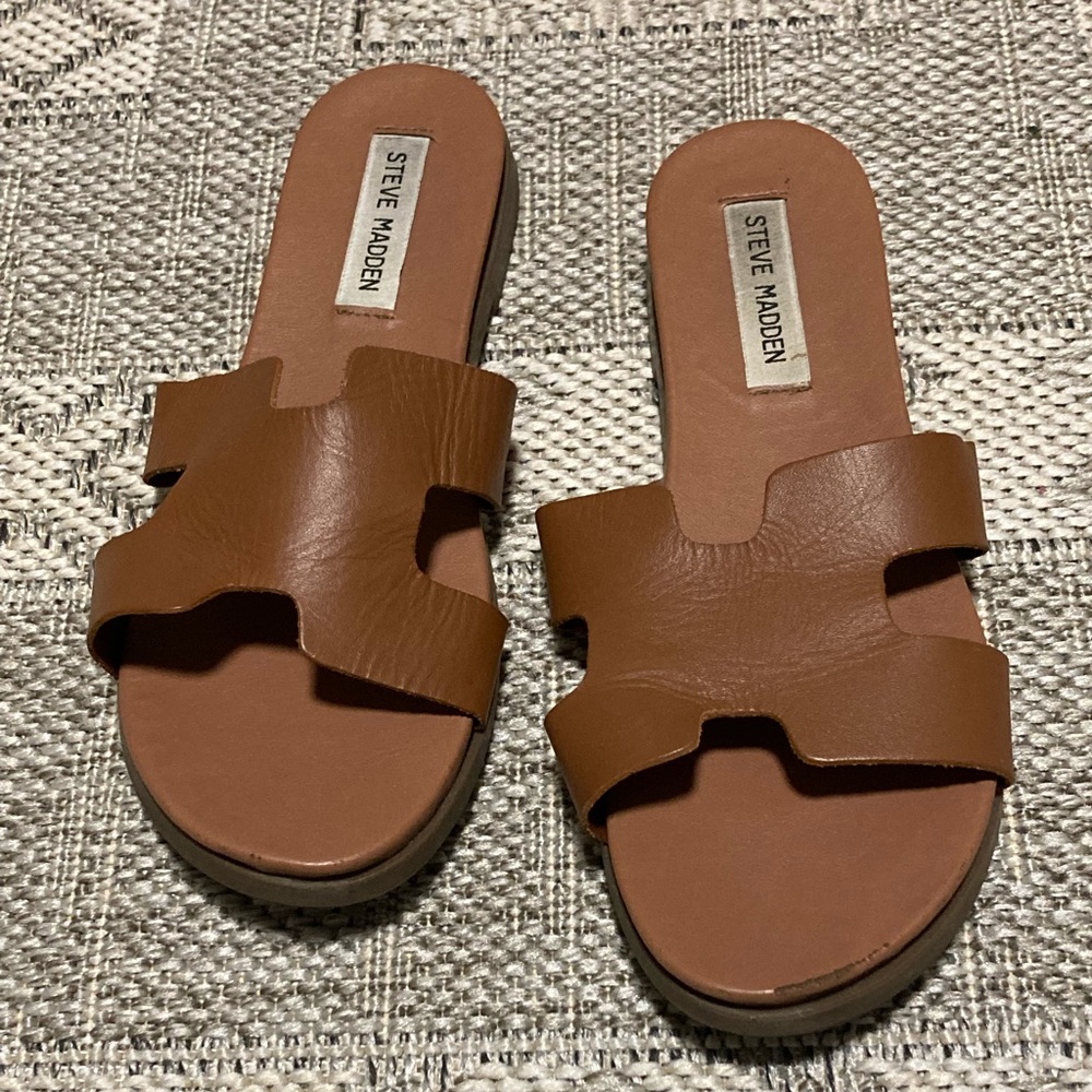 Brown 8.5 sandals Steve Madden